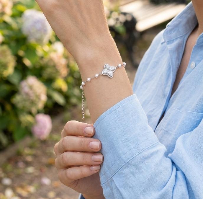 Butterfly Charm Adjustable Bracelet Golden