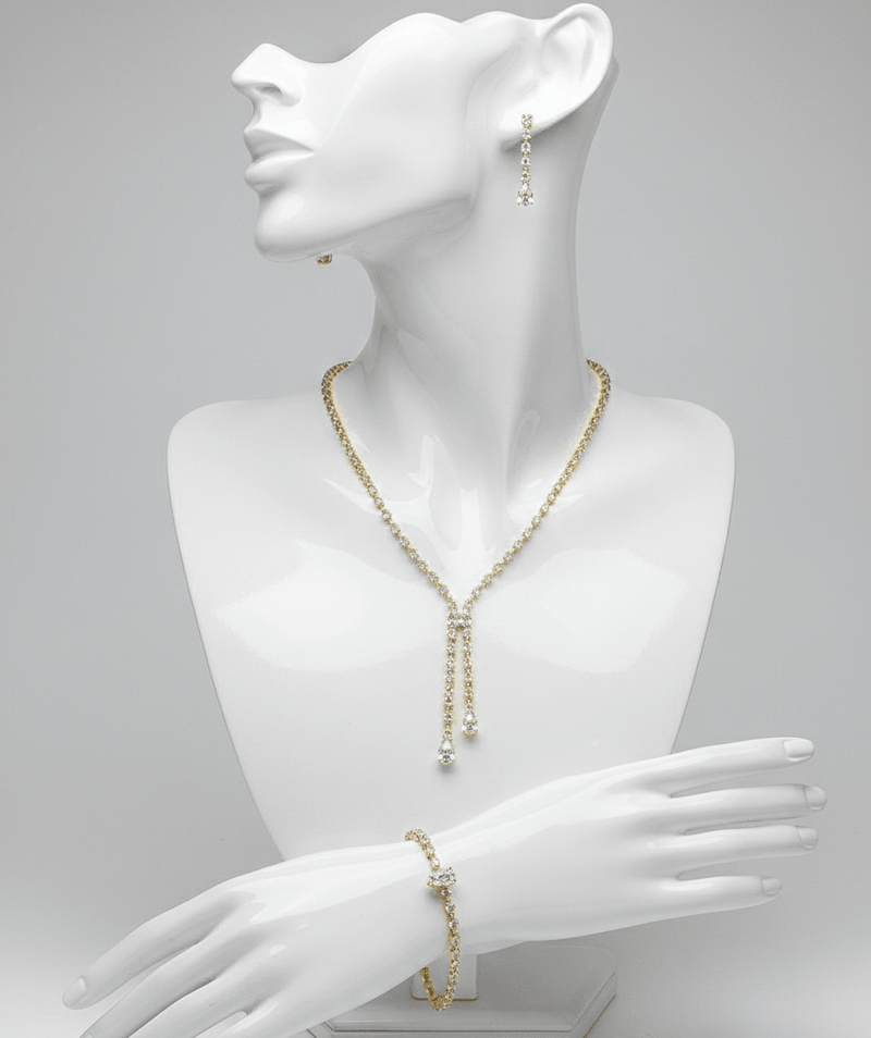 Elegant Teardrop Crystal Jewelry Set