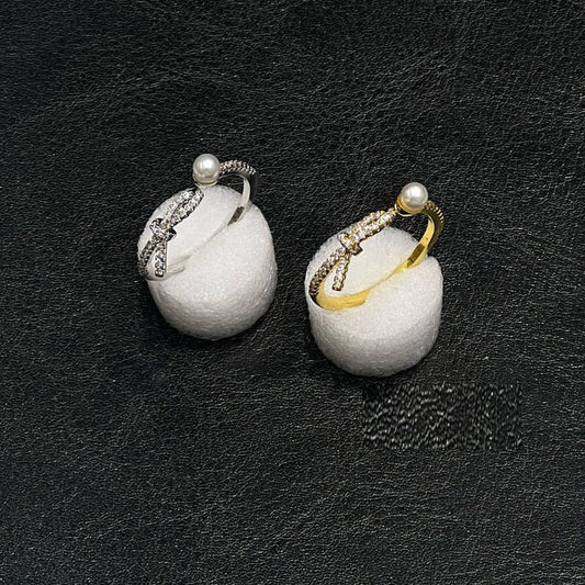 Pearl Twist Ring