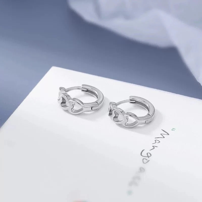 Womens Niche-design Instagram-style Minimalist And Cool-toned Trendy Heart-shaped Hoop Earrings